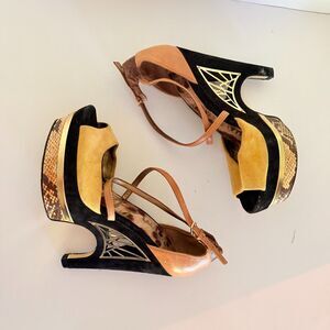 Sam Edelman Tegan Platform Heel, 7 Vintage Black Yellow Snakeskin Strappy
